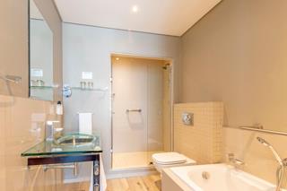 2 Bedroom Property for Sale in Beachfront Western Cape